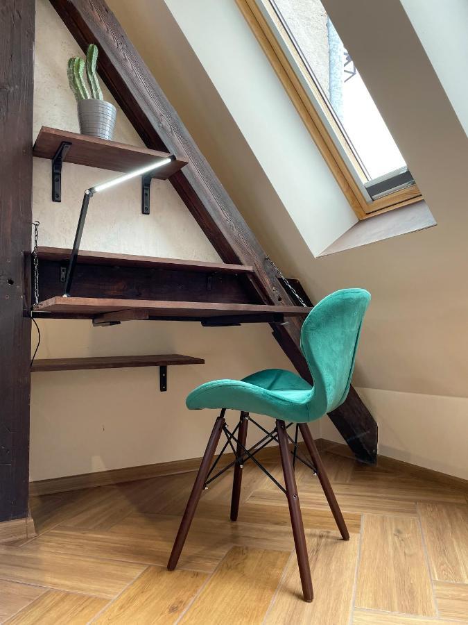 Long Attic Studio Poznań Buitenkant foto